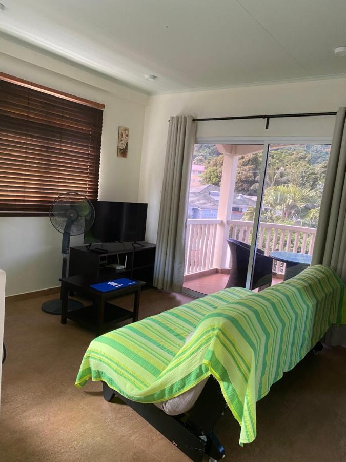 Flower Garden Self-Catering Apartments Beau Vallon  Extérieur photo